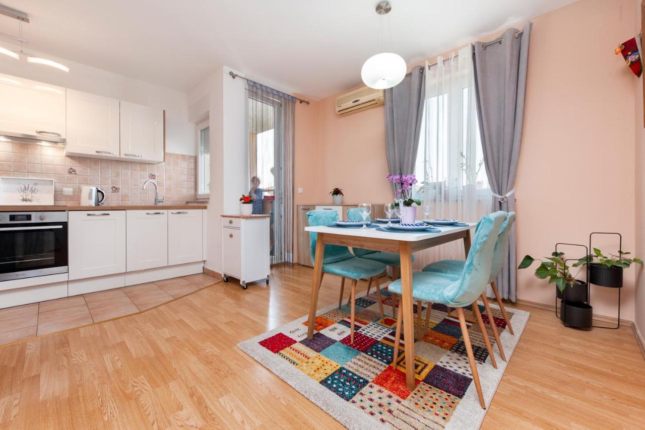 Apartment Deluxe Rovinj Exterior photo